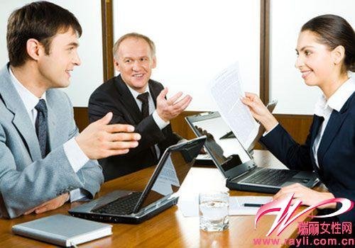 縱橫職場九個成功秘訣 永遠現(xiàn)在進行時